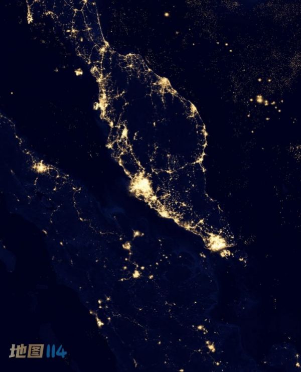 马六甲海峡夜光图.jpg